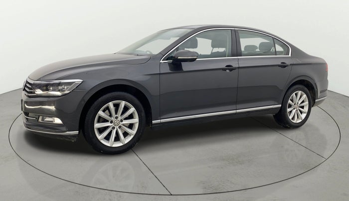2018 Volkswagen Passat HIGHLINE DSG, Diesel, Automatic, 1,08,680 km, Left Front Diagonal