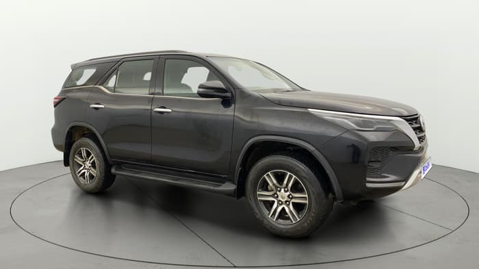 2021 Toyota Fortuner 2.8 4X2 MT, Diesel, Manual, 79,885 km, Right Front Diagonal