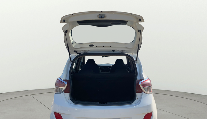 2016 Hyundai Grand i10 SPORTZ 1.2 KAPPA VTVT, Petrol, Manual, 88,659 km, Boot Door Open