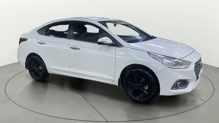 2019 Hyundai Verna 1.6 VTVT SX, Petrol, Manual, 1,23,206 km, Right Front Diagonal
