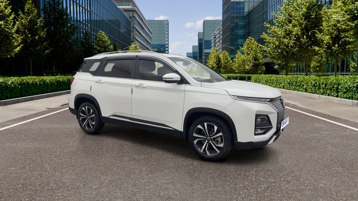 2023 MG HECTOR PLUS SAVVY PRO 1.5 TURBO CVT 6 STR, Petrol, Automatic, 54,138 km, Right Front Diagonal
