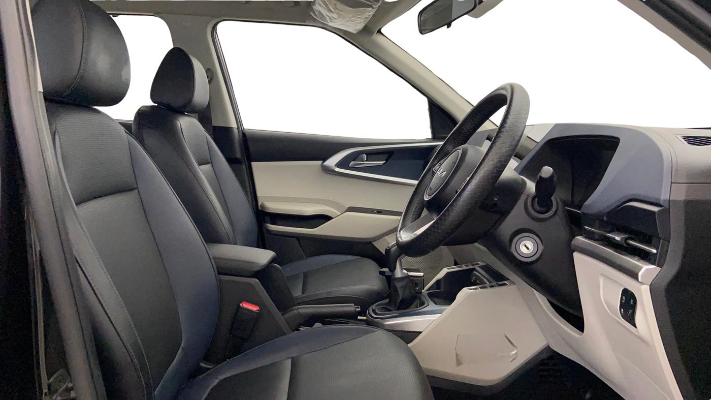 2024 KIA CARENS Premium (O) 1.5 Petrol 7 STR, Petrol, Manual, 9,445 km, Right Side Front Door Cabin