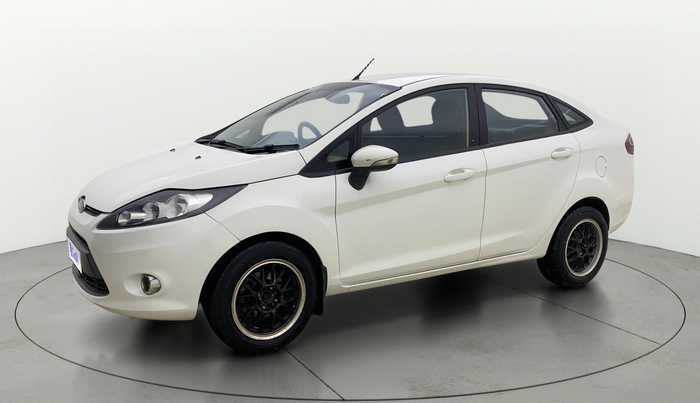 2013 Ford Fiesta STYLE DIESEL, Diesel, Manual, 1,23,128 km, Left Front Diagonal