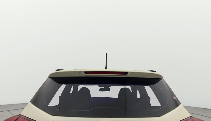 2019 Mahindra XUV300 W6 1.5 DIESEL, Diesel, Manual, 1,07,874 km, Rear Windshield