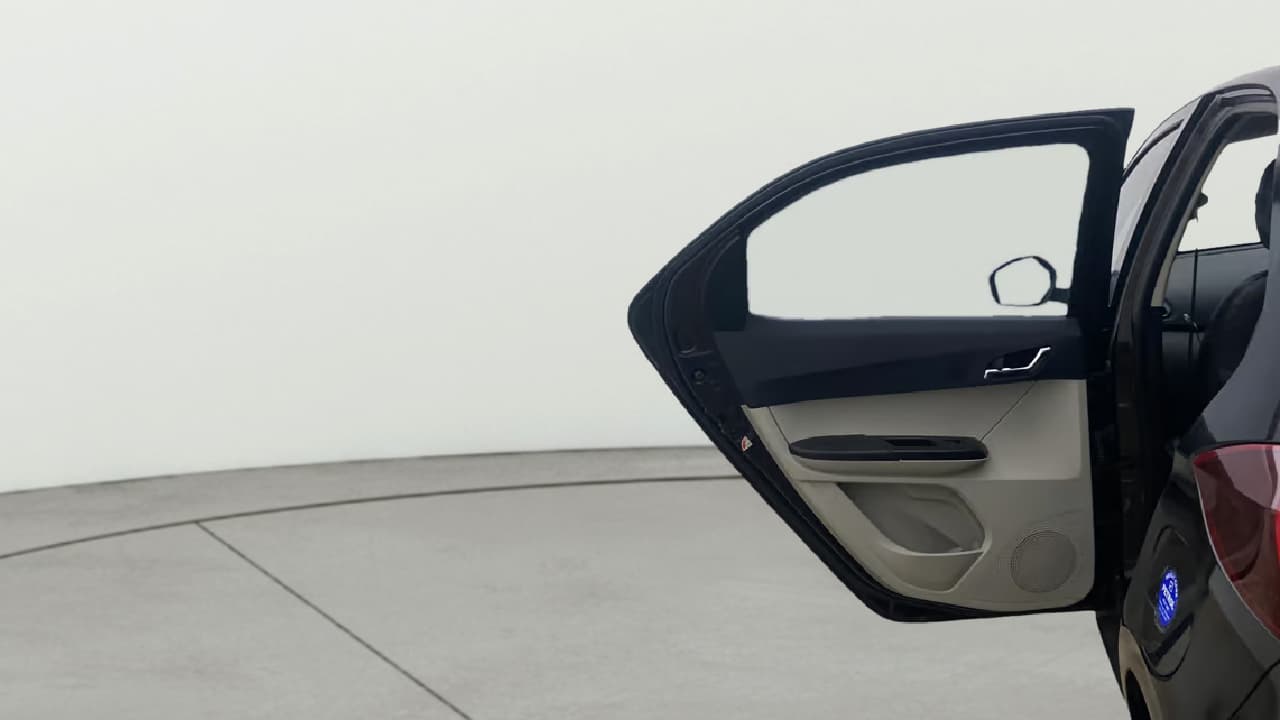 2022 Tata Tiago XZA PLUS PETROL, Petrol, Automatic, 62,477 km, LHS Rear Door