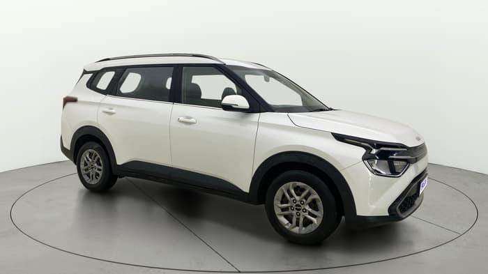 2022 KIA CARENS PRESTIGE 1.4 PETROL 7 STR, Petrol, Manual, 96,499 km, Right Front Diagonal