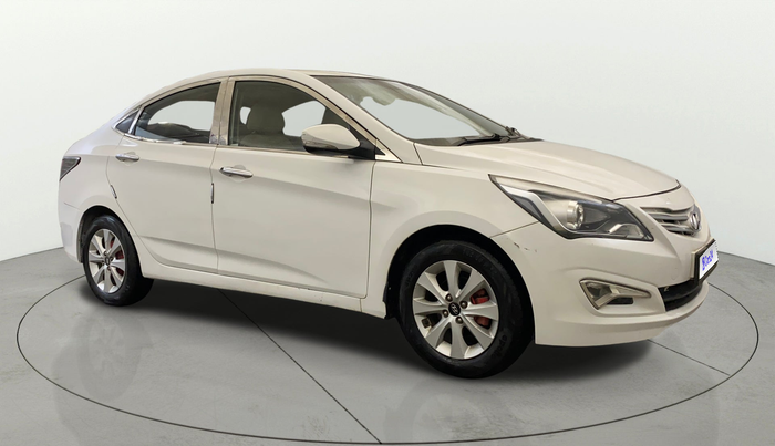 2015 Hyundai Verna FLUIDIC 4S 1.6 VTVT S, CNG, Manual, 71,738 km, Right Front Diagonal