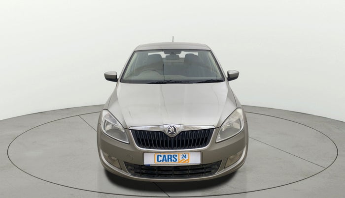 2013 Skoda Rapid AMBITION 1.6 TDI CR MT PLUS, Diesel, Manual, 1,04,812 km, Front