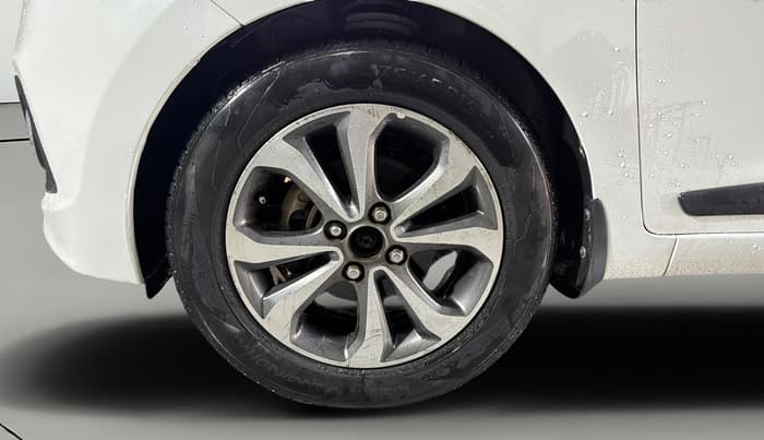 2014 Hyundai Xcent SX 1.2 (O), Petrol, Manual, 1,17,664 km, Left Front Wheel