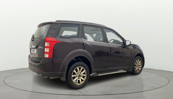 2017 Mahindra XUV500 W10 AT, Diesel, Automatic, 90,254 km, Right Back Diagonal