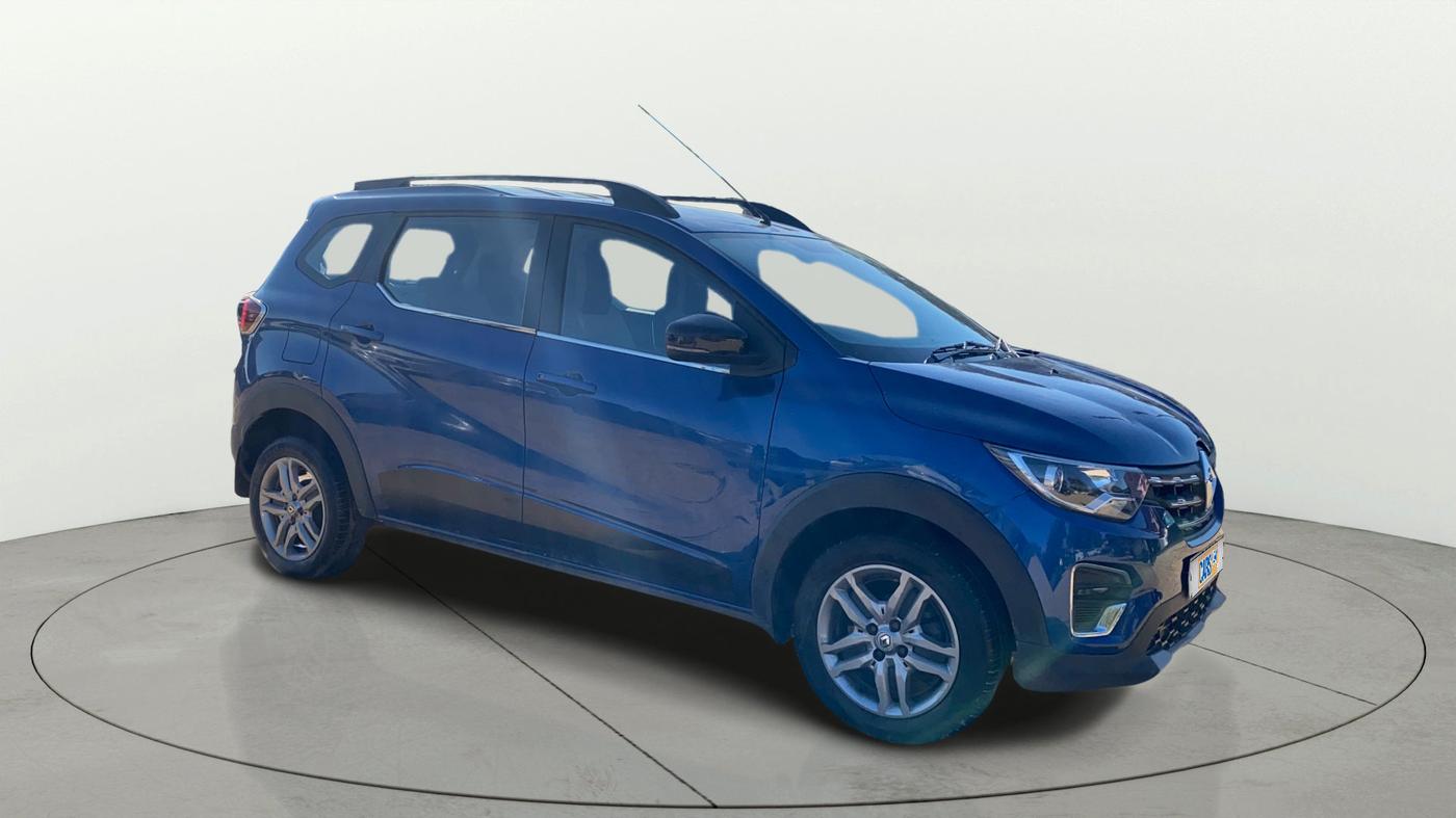 2022 Renault TRIBER RXZ, Petrol, Manual, 20,868 km, Right Front Diagonal