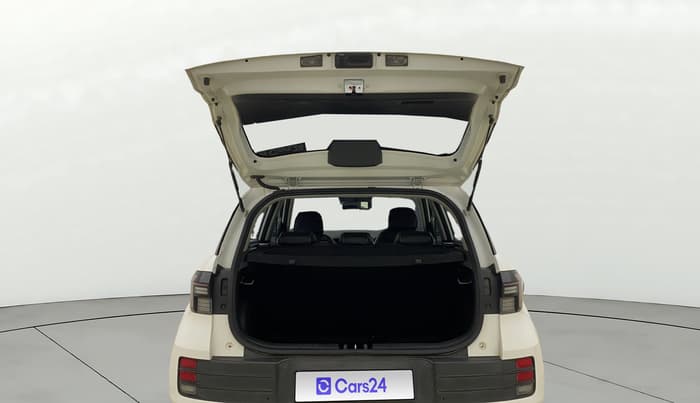 2023 Hyundai VENUE S(O) 1.2, Petrol, Manual, 39,081 km, Boot Door Open