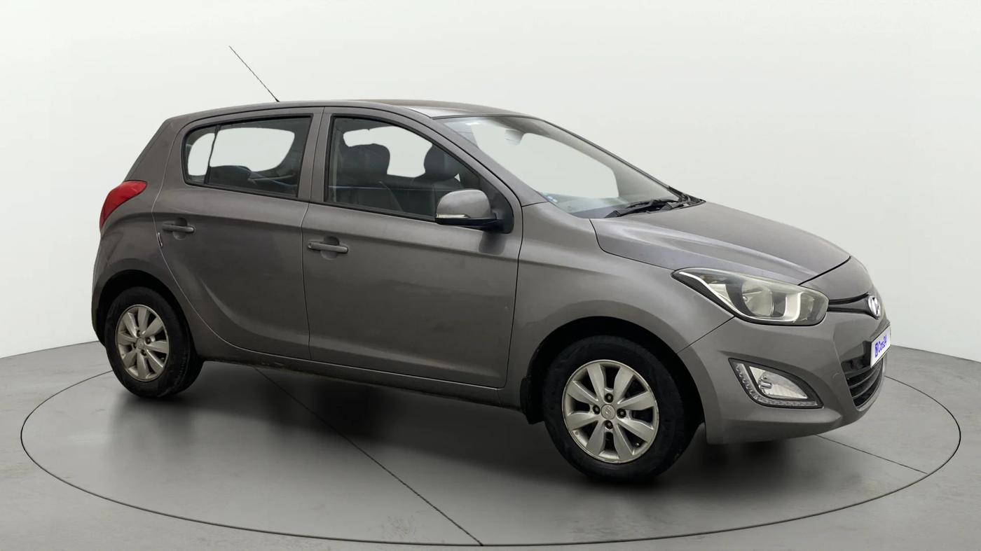 2013 Hyundai i20 SPORTZ 1.4 CRDI, Diesel, Manual, 1,09,285 km, Right Front Diagonal