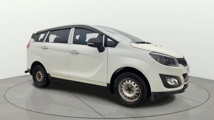 2019 Mahindra MARAZZO M2 8 STR, Diesel, Manual, 26,342 km, Right Front Diagonal