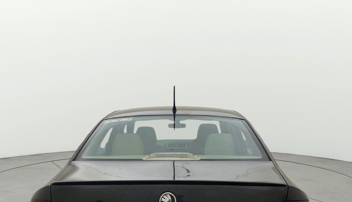 2018 Skoda Rapid STYLE 1.5 TDI AT, Diesel, Automatic, 1,26,383 km, Rear Windshield