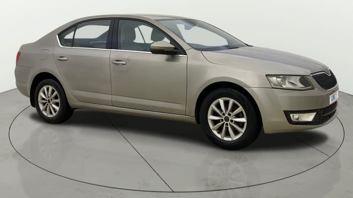 2014 Skoda Octavia AMBITION 1.4 TSI, Petrol, Manual, 1,00,802 km, Right Front Diagonal