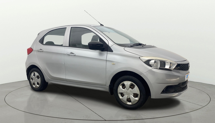 2018 Tata Tiago XT PETROL, Petrol, Manual, 1,28,118 km, Right Front Diagonal