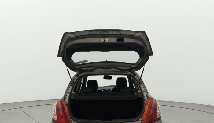 2013 Maruti Swift ZDI, Diesel, Manual, 1,02,438 km, Boot Door Open