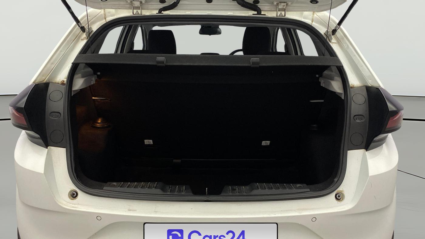 2020 Tata ALTROZ XZ PETROL, Petrol, Manual, 36,994 km, Boot Open Zoomed View