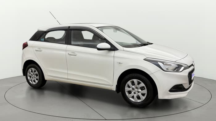 2015 Hyundai Elite i20 MAGNA 1.2, Petrol, Manual, 39,711 km, Right Front Diagonal