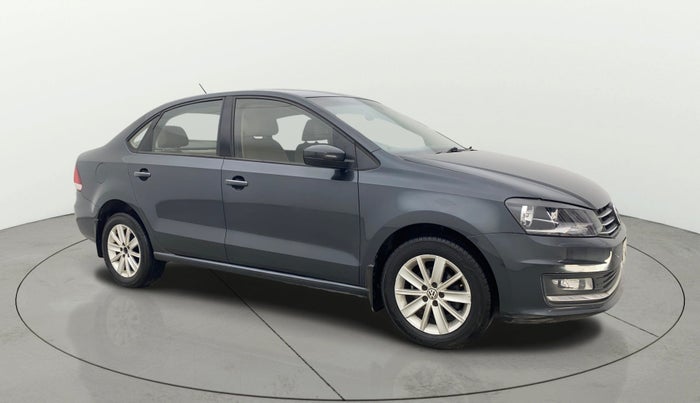 2016 Volkswagen Vento HIGHLINE PETROL AT, Petrol, Automatic, 1,21,165 km, Right Front Diagonal