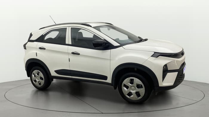 2025 Tata NEXON SMART+ SUNROOF 1.2 PETROL, Petrol, Manual, 10,000 km, Right Front Diagonal