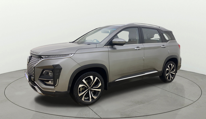 2023 MG HECTOR PLUS SHARP PRO 1.5 PETROL TURBO CVT 7 STR, Petrol, Automatic, 49,775 km, Left Front Diagonal