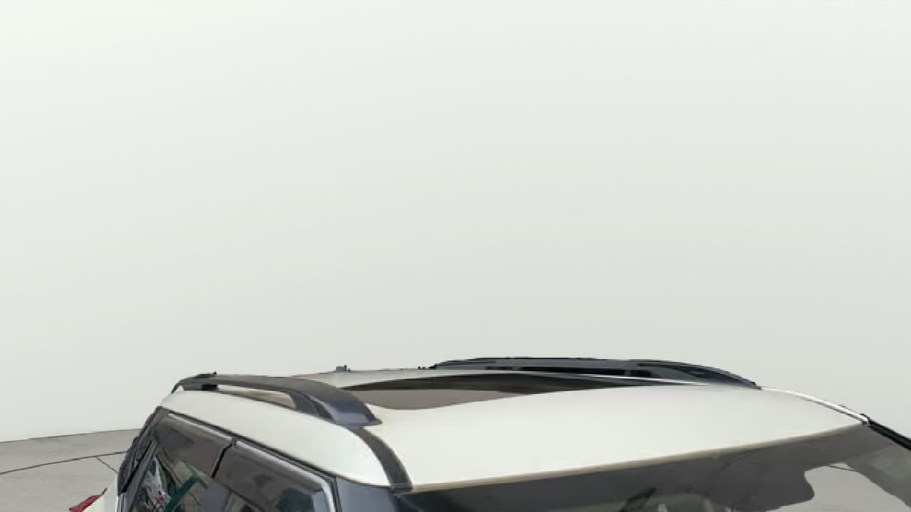 2022 Mahindra XUV300 W6 1.5 Sunroof Diesel, Diesel, Manual, 73,576 km, Roof