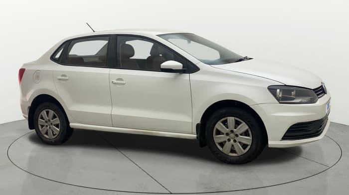 2018 Volkswagen Ameo TRENDLINE 1.5L, Diesel, Manual, 1,17,481 km, Right Front Diagonal