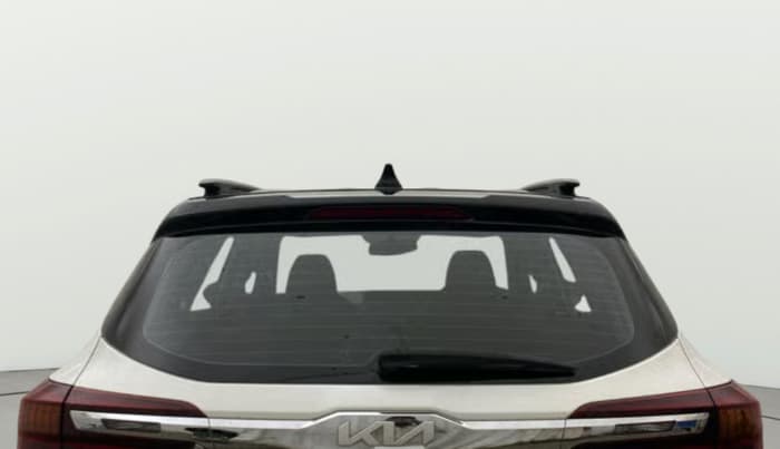 2021 KIA SELTOS HTX 1.5 PETROL DUAL TONE, Petrol, Manual, 1,36,512 km, Rear Windshield