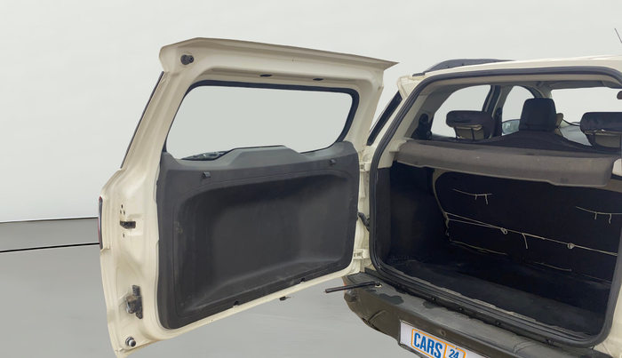 2017 Ford Ecosport TREND+ 1.0L ECOBOOST, Petrol, Manual, 1,05,061 km, Boot Door Open