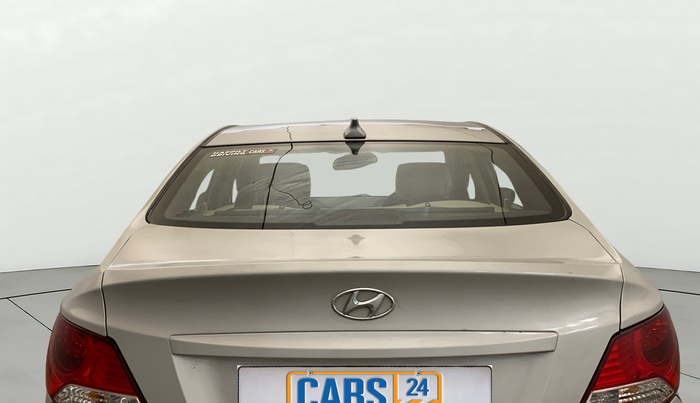 2014 Hyundai Verna FLUIDIC 1.4 CRDI, Diesel, Manual, 91,151 km, Rear Windshield