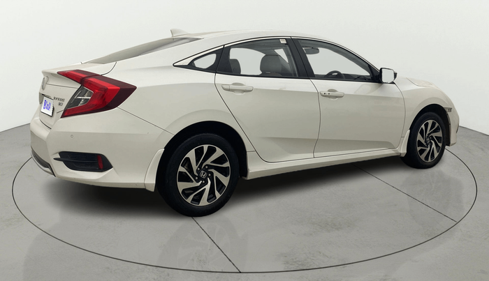 2019 Honda Civic 1.8L I-VTEC V CVT, Petrol, Automatic, 32,303 km, Right Back Diagonal