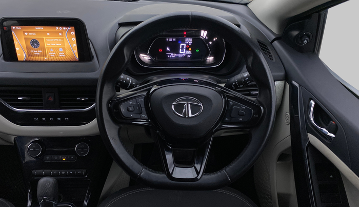 2022 Tata NEXON XZA PLUS (O) PETROL DUAL TONE, Petrol, Automatic, 41,201 km, Steering Wheel Close Up