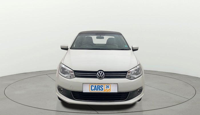 2014 Volkswagen Vento HIGHLINE PETROL AT, Petrol, Automatic, 31,816 km, Front