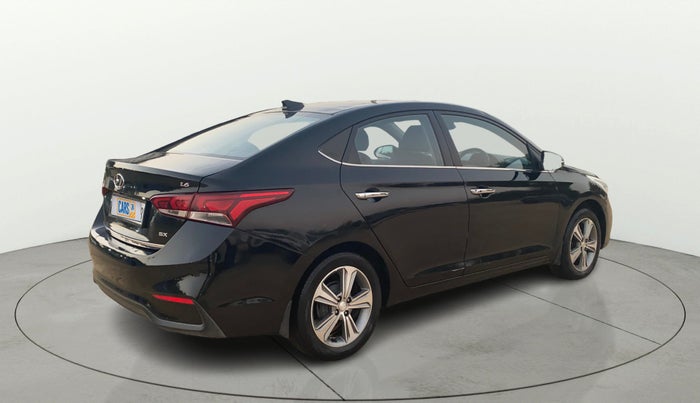 2019 Hyundai Verna 1.6 VTVT SX O, Petrol, Manual, 98,190 km, Right Back Diagonal