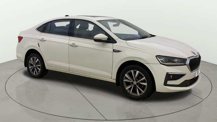 2022 Skoda SLAVIA STYLE 1.0L TSI AT, Petrol, Automatic, 41,072 km, Right Front Diagonal