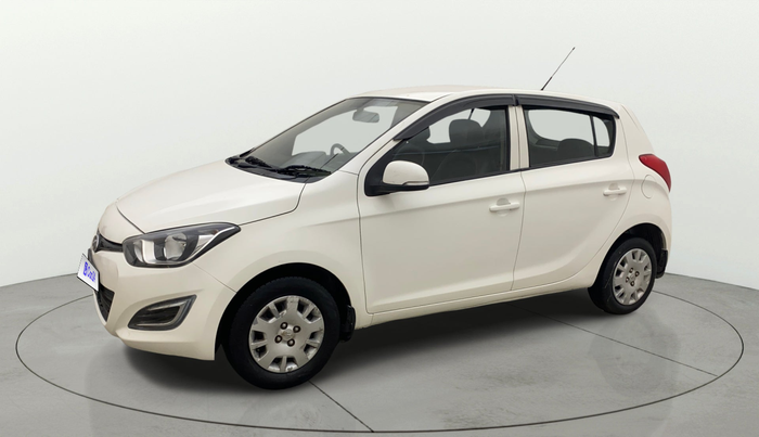 2013 Hyundai i20 MAGNA 1.2, Petrol, Manual, 1,14,467 km, Left Front Diagonal