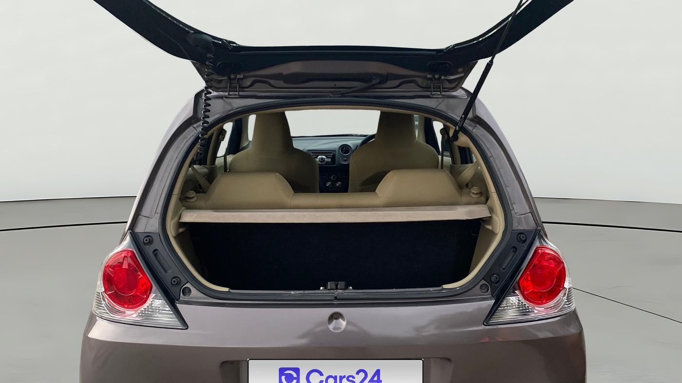 2016 Honda Brio S MT, Petrol, Manual, 81,602 km, Boot Open Zoomed View