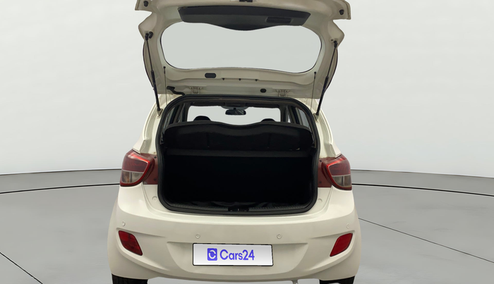 2016 Hyundai Grand i10 MAGNA 1.2 KAPPA VTVT, Petrol, Manual, 99,716 km, Boot Door Open