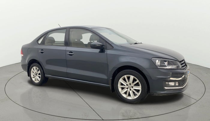 2016 Volkswagen Vento HIGHLINE PETROL AT, Petrol, Automatic, 1,21,165 km, SRP