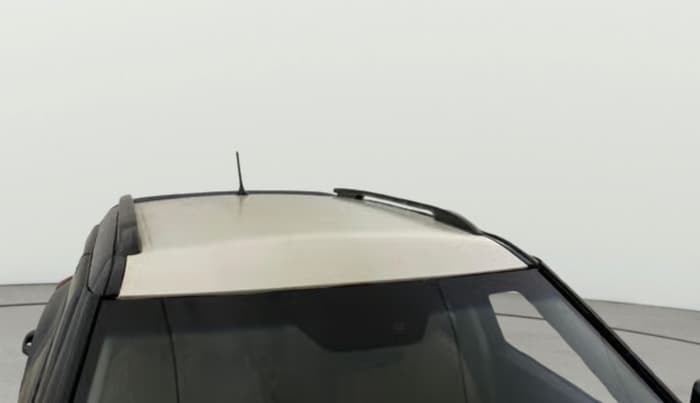 2021 Mahindra XUV300 W8 1.2 PETROL, Petrol, Manual, 50,918 km, Roof