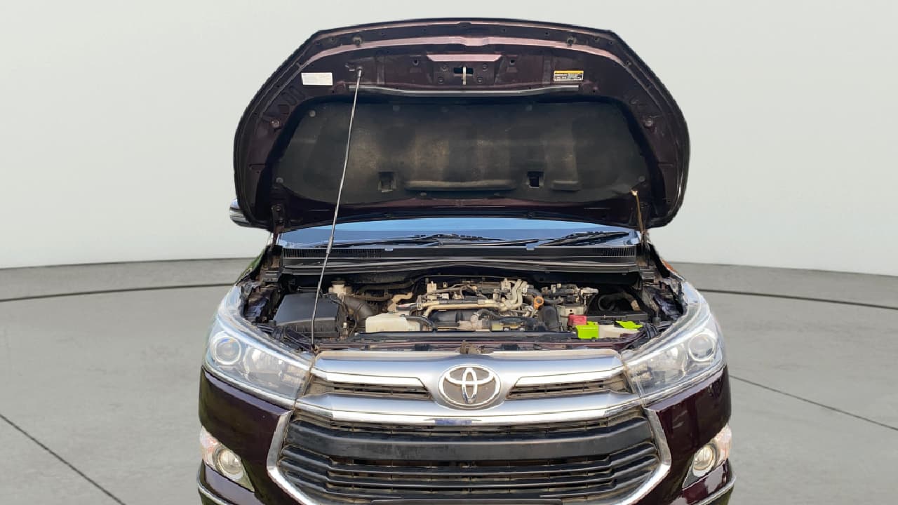 2018 Toyota Innova Crysta 2.4 VX 8 STR, Diesel, Manual, 94,411 km, Open Bonet