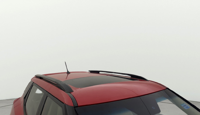 2021 Mahindra XUV300 W8 (O) 1.2 PETROL, Petrol, Manual, 55,687 km, Roof