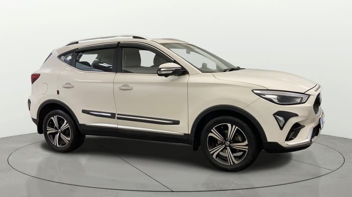 2023 MG ASTOR SAVVY 1.5 CVT S RED, Petrol, Automatic, 23,543 km, Right Front Diagonal