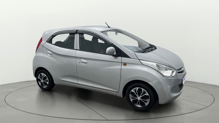 2016 Hyundai Eon MAGNA +, Petrol, Manual, 19,502 km, Right Front Diagonal