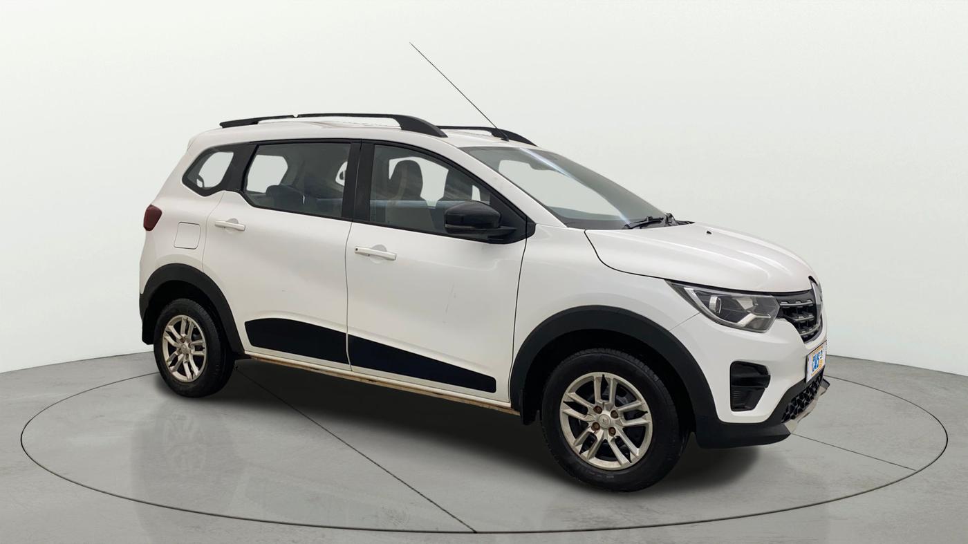 2024 Renault TRIBER RXT, Petrol, Manual, 8,408 km, Right Front Diagonal