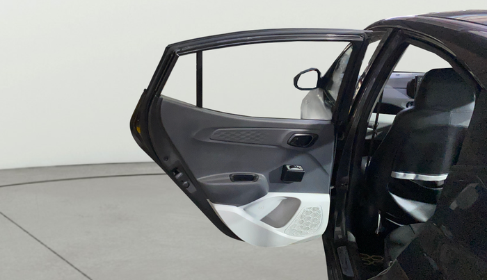 2022 Hyundai GRAND I10 NIOS ERA 1.2 KAPPA VTVT, Petrol, Manual, 11,002 km, LHS Rear Door