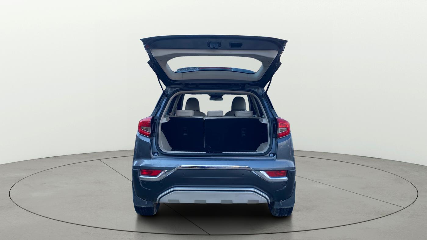 2021 Mahindra XUV300 W8 (O) 1.2 PETROL, Petrol, Manual, 47,115 km, Boot Door Open