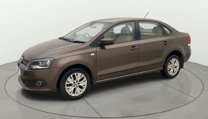 2015 Volkswagen Vento HIGHLINE 1.6 MPI, Petrol, Manual, 68,636 km, Left Front Diagonal